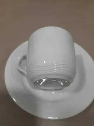 Juego de café de porcelana blanca