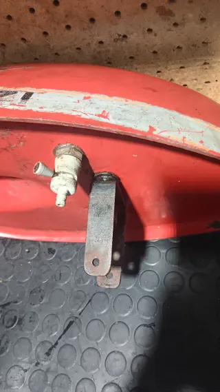 Depósito moto Guzzi Campero Rojo