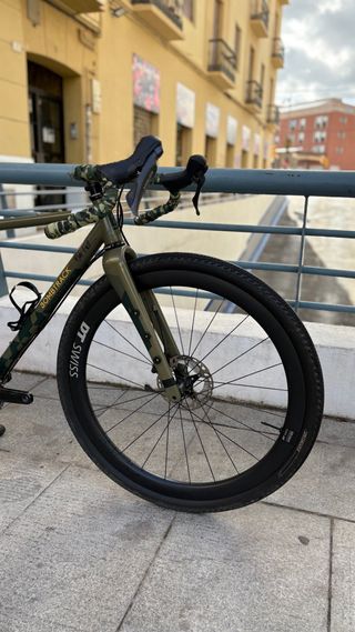 Bici Gravel Bombtrack Talla 51