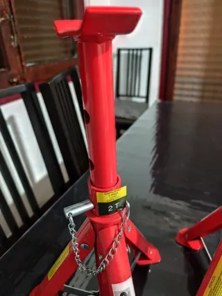 Borriquetas de coche rojas (2 unidades)