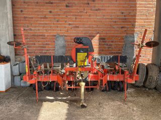 Sembradora Monograno Kuhn 6 filas