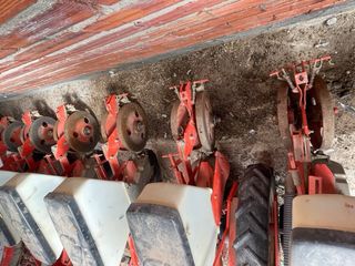 Sembradora Monograno Kuhn 6 filas