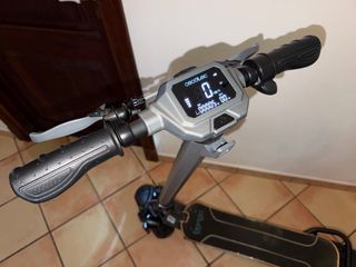 Patinete Eléctrico Cecotec Bongo Z 1100W