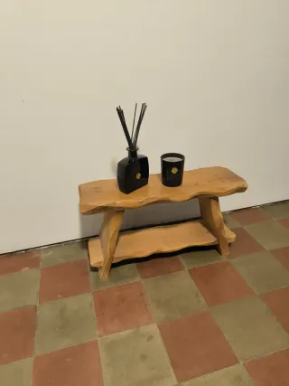 Banco rústico de madera