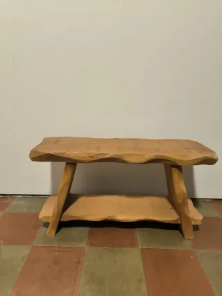 Banco rústico de madera