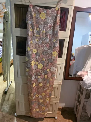 Vestido fiesta lentejuelas flores