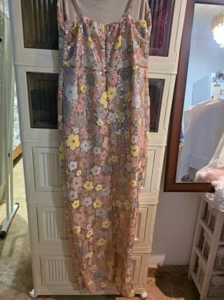 Vestido fiesta lentejuelas flores