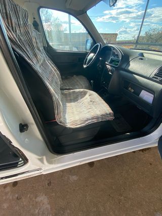 Peugeot Partner 2001