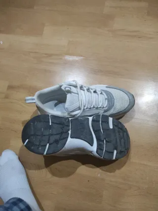 Zapatillas Dior 22 grises y blancas