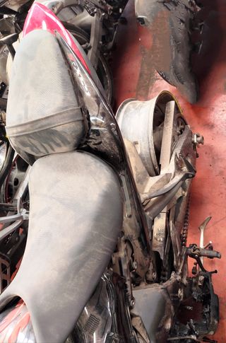 SUZUKI GSX S DESPIECE TOTAL