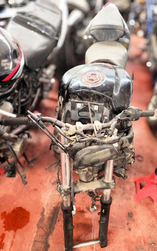 SUZUKI GSX S DESPIECE TOTAL