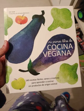 Mi primer libro de cocina vegana: 140 recetas f...
