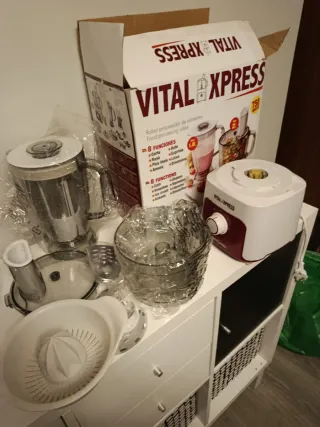 Robot de cocina Vital Xpress 750W