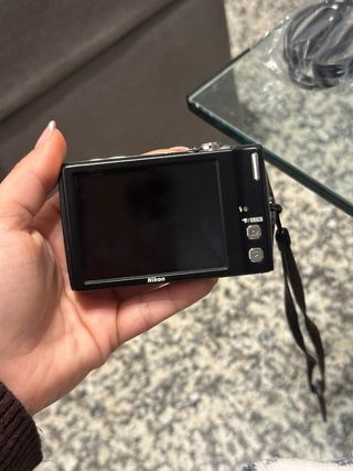 Cámara Nikon Coolpix S4000 Negra