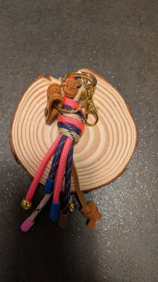 Colgante charm bolso pequeño multicolor