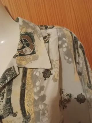 Blusa mujer con precioso estampado y cintura T. 54