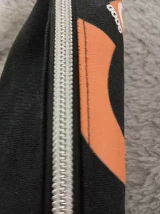 Estuche escolar de fútbol