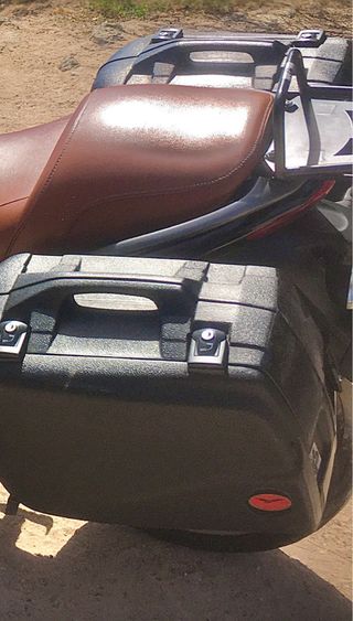 Moto Guzzi Breva 850 Negra. Equipada  Año 2008.
