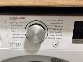 Lavadora Secadora LG ThinQ 9/6kg
