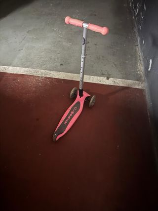 Paziente Globber a 3 ruote rosa