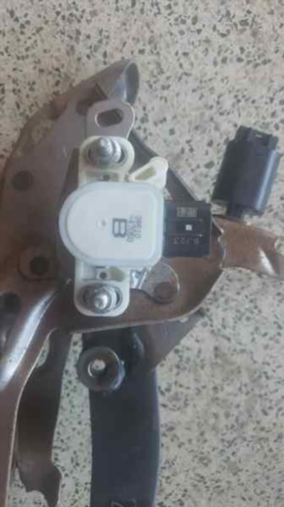 4711047090 PEDAL FRENO TOYOTA PRIUS+