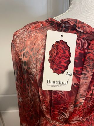 Vestido largo estampado animal print con foulard