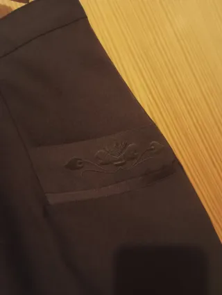 Falda marrón por debajo rodilla T. 54