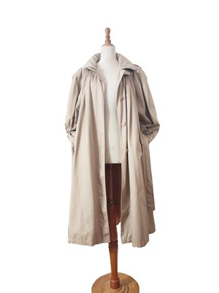 Vintage/ Gabardina beige oversize 44 46