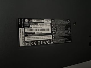 Televisión LG Negra y Plateada