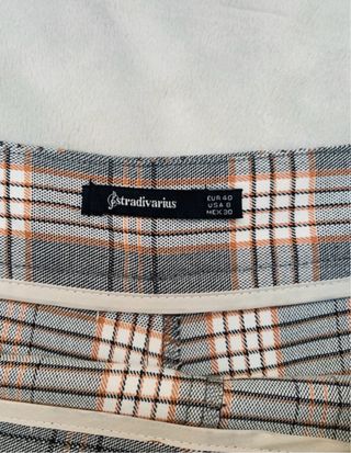 Falda pantalón cuadros Stradivarius Talla 40