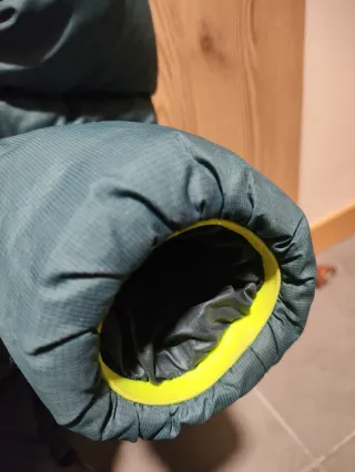 Plumas Arc'teryx Thorium SV