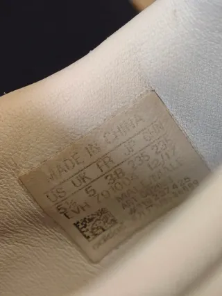 Zapatillas Adidas Forest Hills Blancas y Doradas