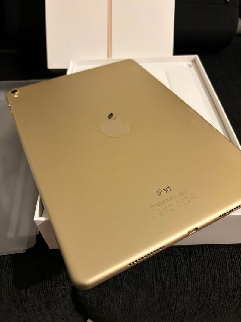 iPad Pro 9.7 32GB Oro MLMQ2TY afbeelding 2