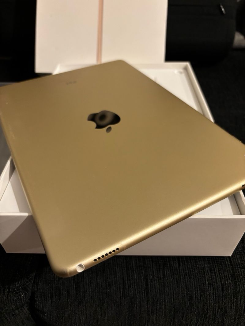 iPad Pro 9.7 32GB Oro MLMQ2TY afbeelding 3