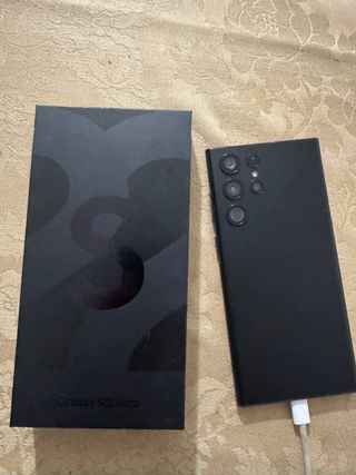 Samsung Galaxy S22 Ultra Caja incluida