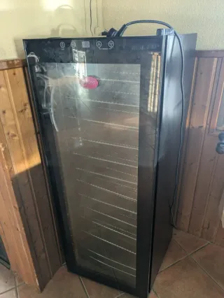 Vinoteca 11 estantes