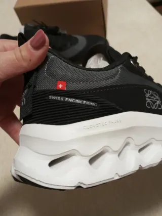 Zapatillas On Running Cloud Talla 40