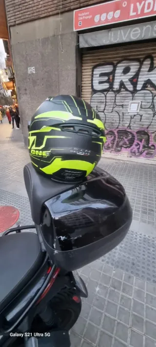 REGALO CASCO CON LA COMPRA DE PIAGGIO MP3 300 HPE