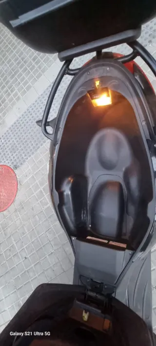 REGALO CASCO CON LA COMPRA DE PIAGGIO MP3 300 HPE