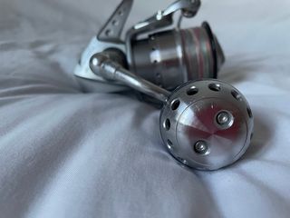 Daiwa Saltiga ST4500 con bobina Studio Ocean Mark