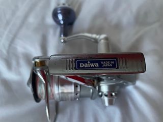 Daiwa Saltiga ST4500 con bobina Studio Ocean Mark