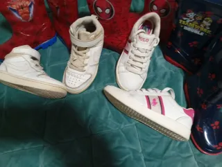 Confezione di Scarpe e Stivali da Pioggia per Bambini