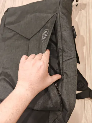 Mochila MSI Negra/Gris para portátil