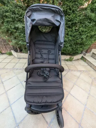 Carrito de paseo Hauck negro