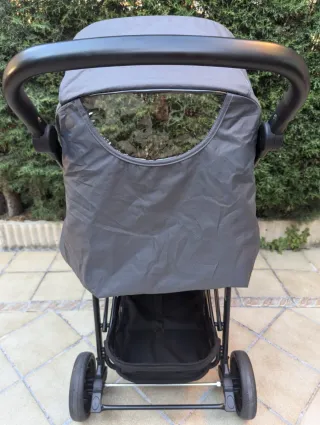 Carrito de paseo Hauck negro