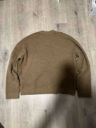 Jersey Bershka Negro y Marrón