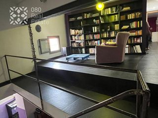 Local comercial en venta en La Teixonera en Barcelona