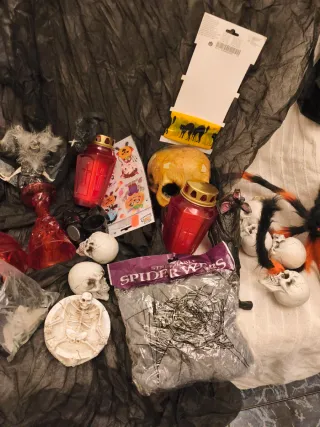 Lote Decoración Halloween: Araña, Calaveras