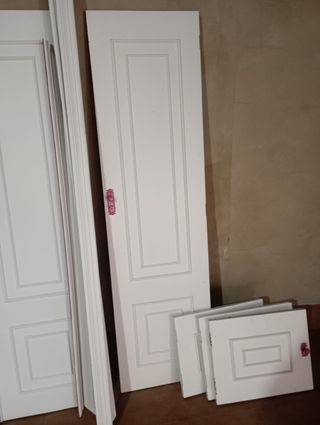 3 Puertas armario blancas con altillo