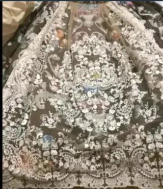 Traje de Fallera Sedica Talla 42.